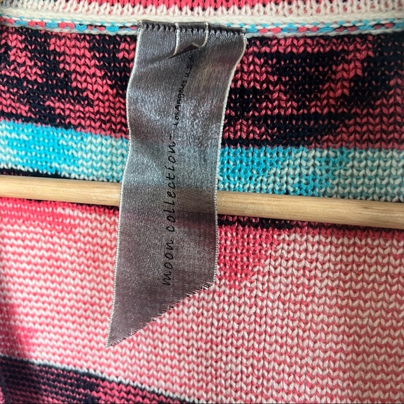 MOON COLLECTION Women's Size M MultiColored Aztec Boho Cardigan Sweater - Picture 8 of 9